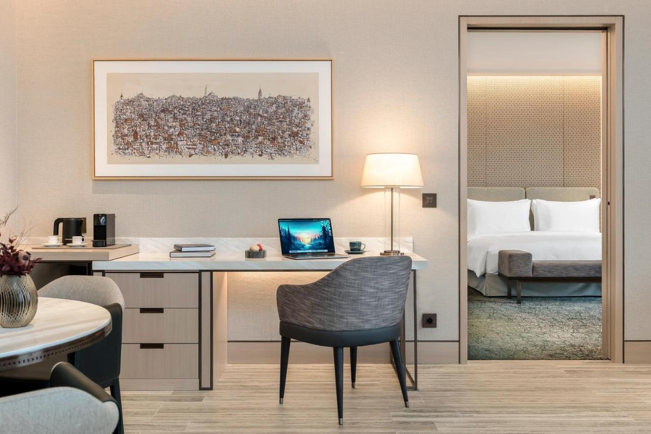 Address Istanbul Hotel Kültér fotó A suite at the hotel