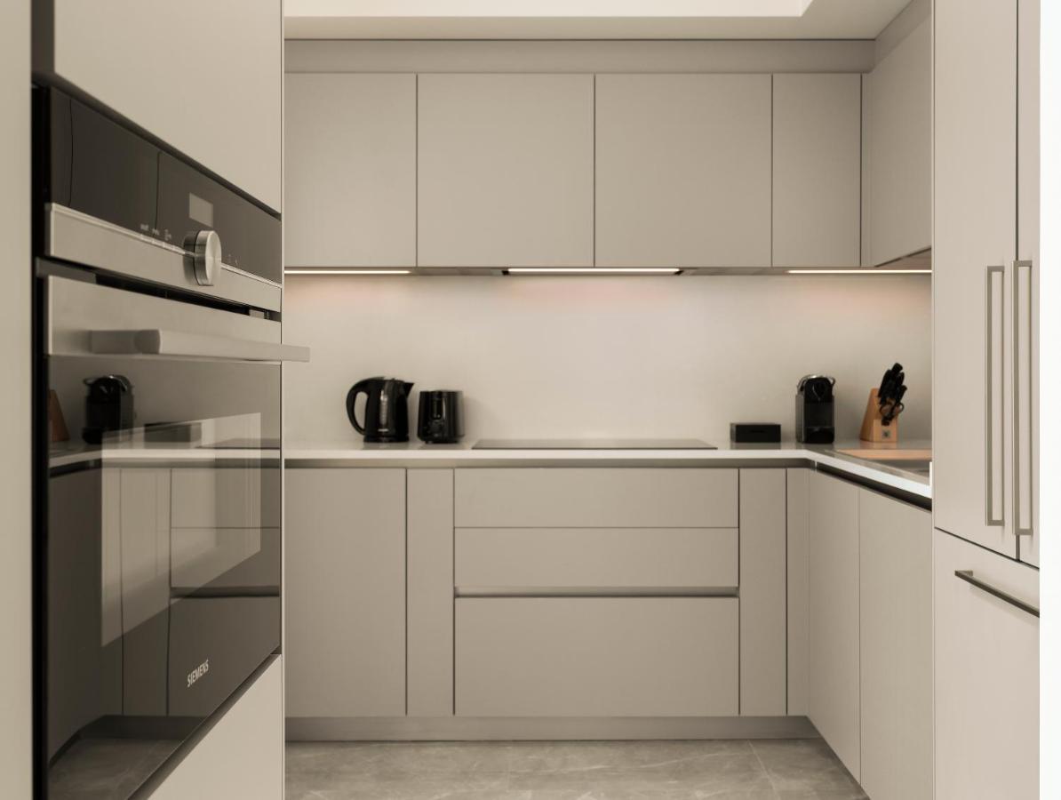 Address Istanbul Hotel Kültér fotó A modern kitchen